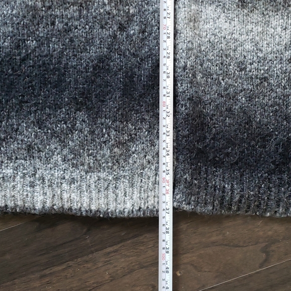 Cardigan - Picture 3 of 5